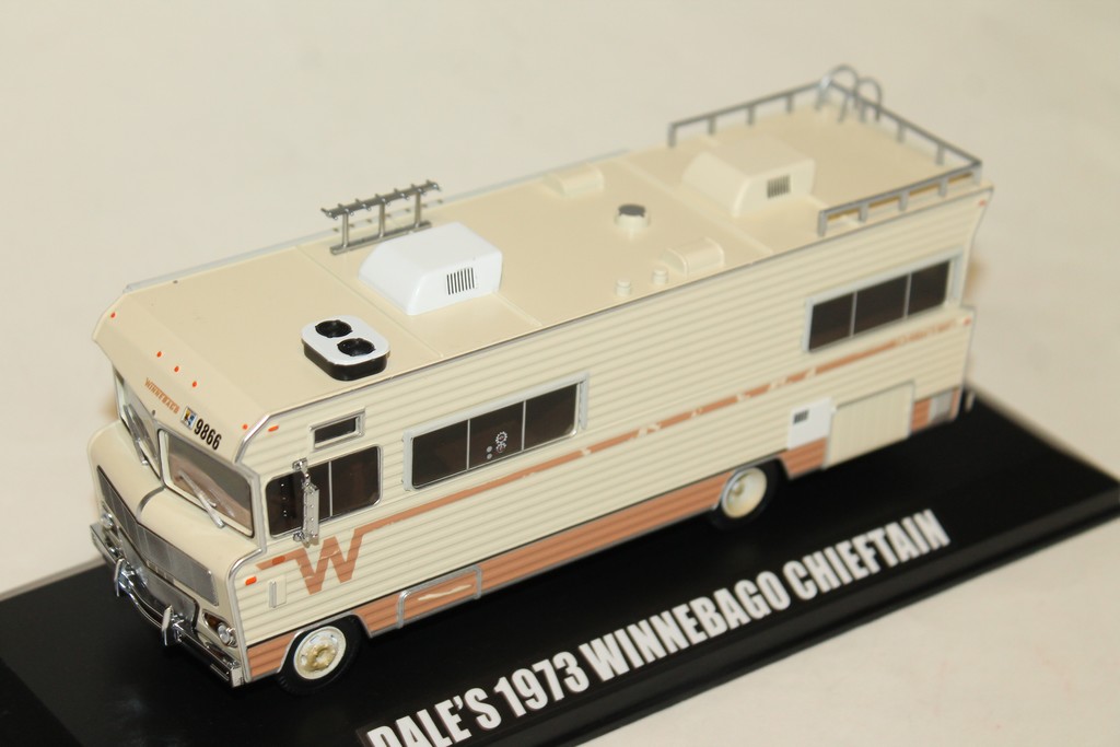 WINNEBAGO CHIEFTAIN THE WALKING DEAD 1973 GREENLIGHT 1/43°