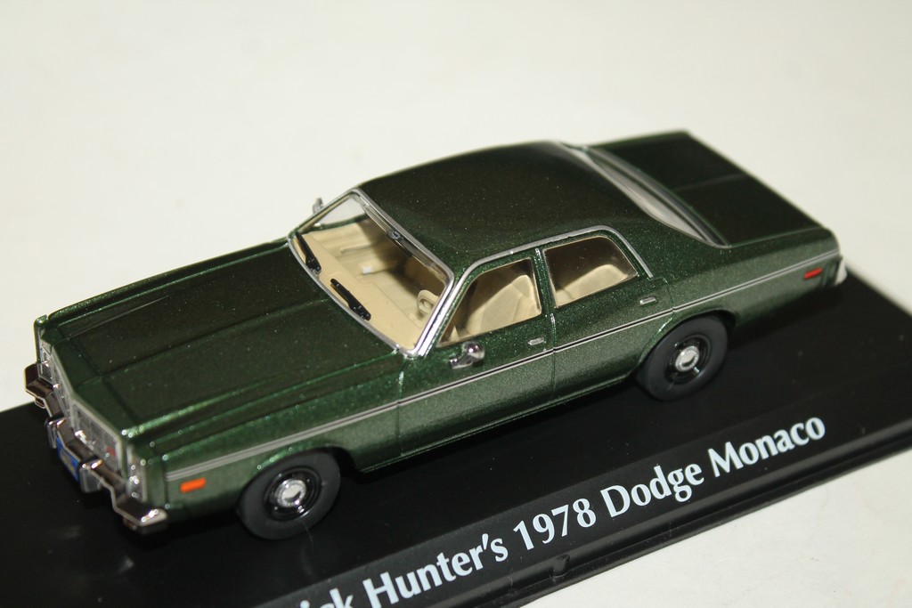 DODGE MONACO "RICK HUNTER" VERTE 1978 GREENLIGHT 1/43°