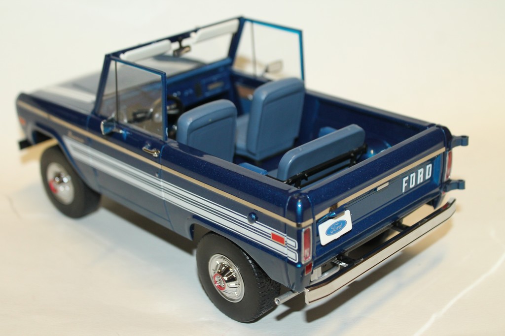 FORD BRONCO EXPLORER BLEU 1976 GREENLIGHT 1/18°