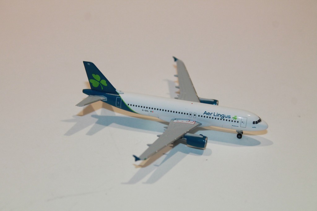 AIRBUS A320 AER LINGUS HERPA 1/500°