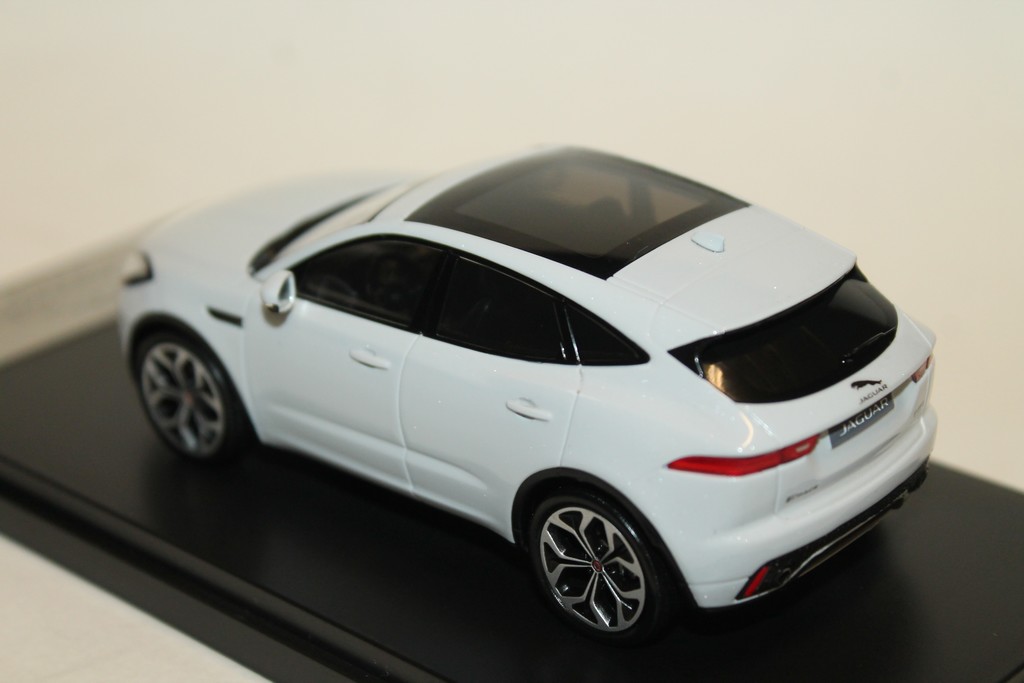 JAGUAR E-PACE  BLANC 2018 TSM 1/43°