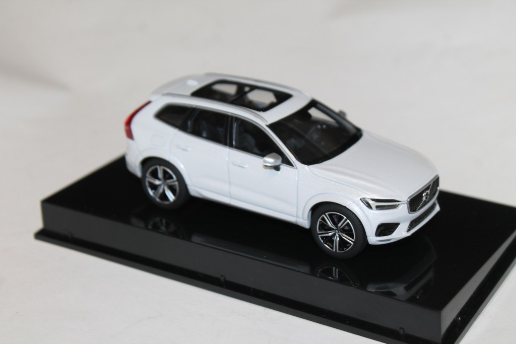 VOLVO XC 60 BLANC 2018 KYSHO 1/43°