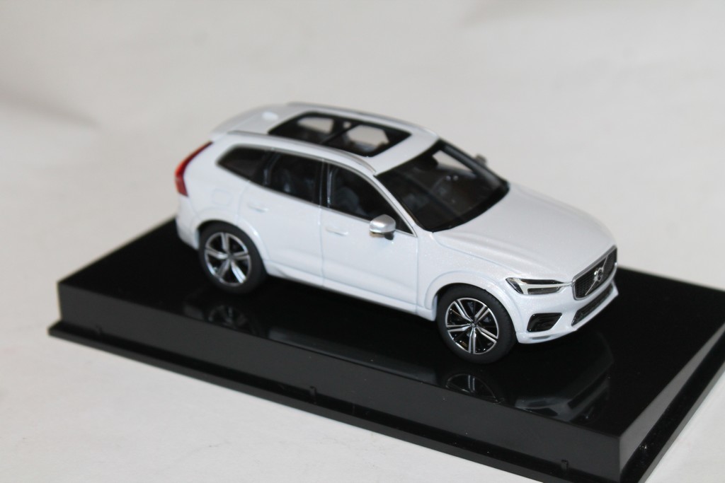 VOLVO XC 60 BLANC 2018 KYSHO 1/43°