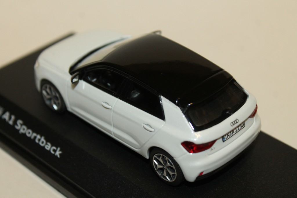 AUDI A1 SPORTBACK BLANCHE 2019 I-SCALE 1/43°