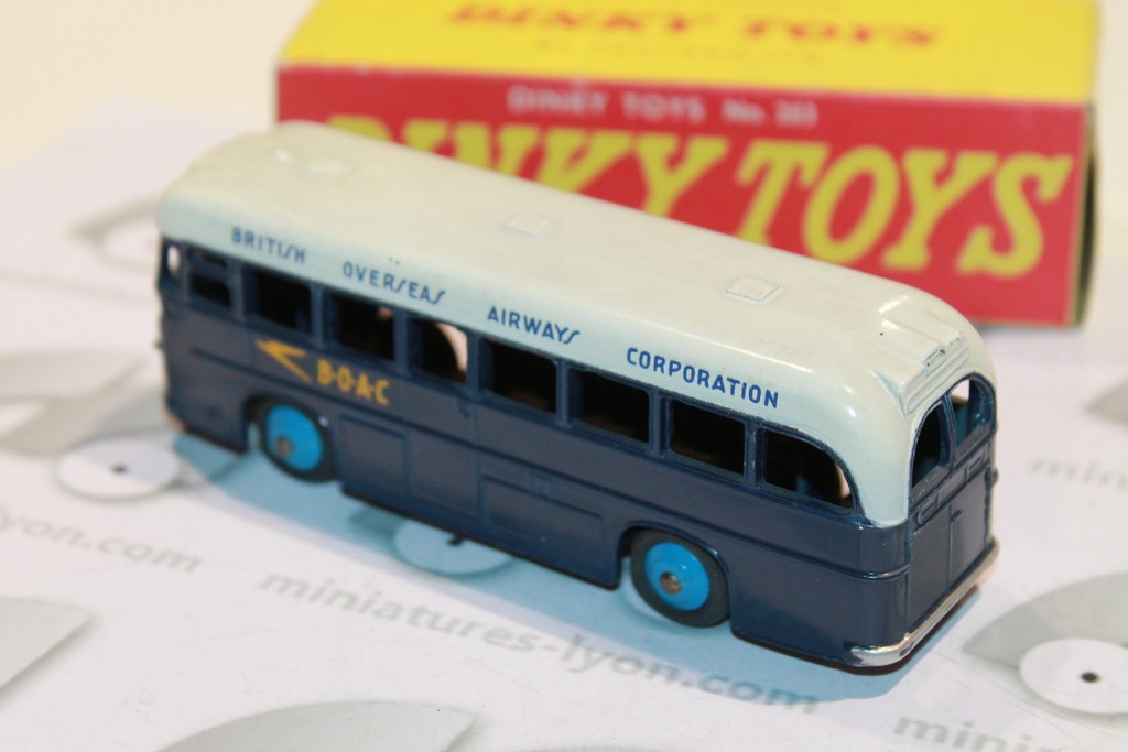 AUTOCAR B.O.A.C COACH DINKY TOYS 1/43°