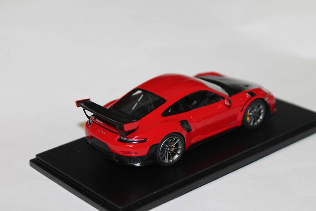 PORSCHE 911 GT2 RS ROUGE 2018 SPARK 1/43°