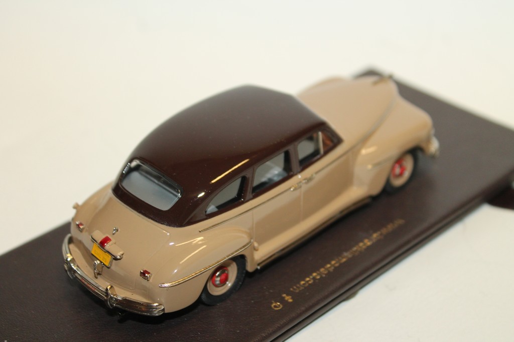 DESOTO DELUXE SEDAN BEIGE 1942 BROOKLIN MODELS 1/43°