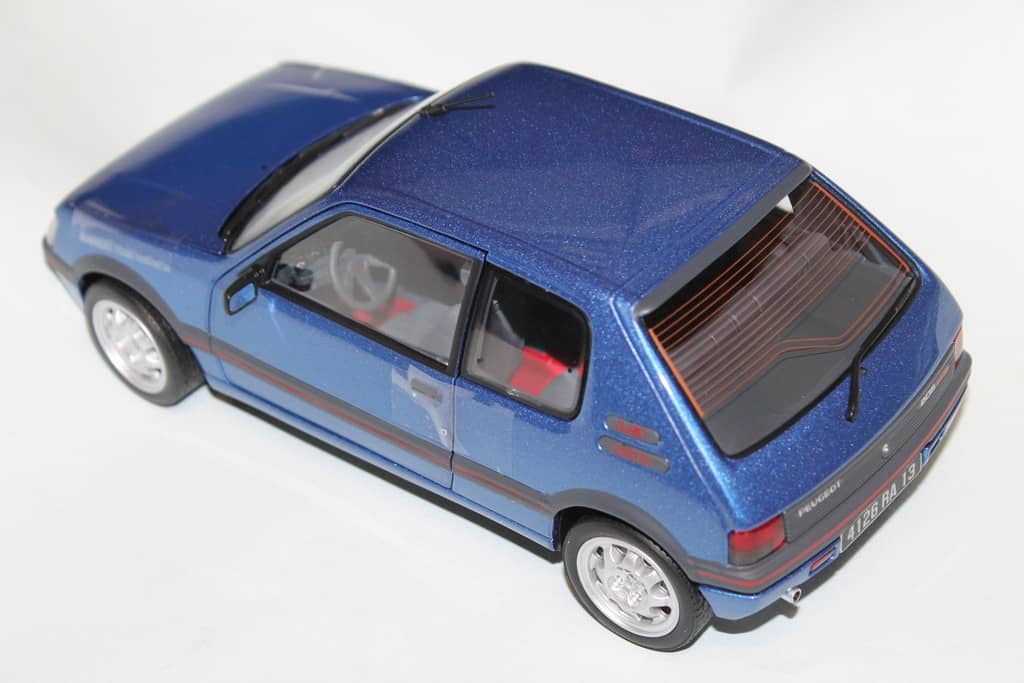 Modèle Réduit PEUGEOT 205 CTi Bleu - échelle 1/18, Marque SOLIDO, Année 1989 - Neuf Sous Boîte