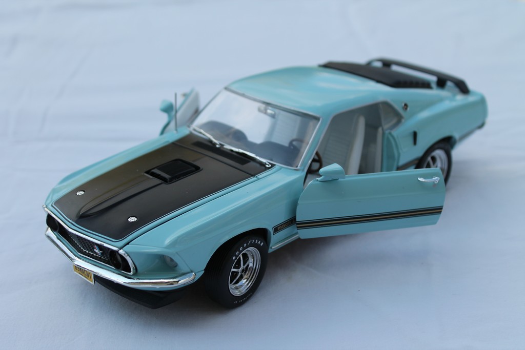 1969 mustang mach 1 diecast model sales