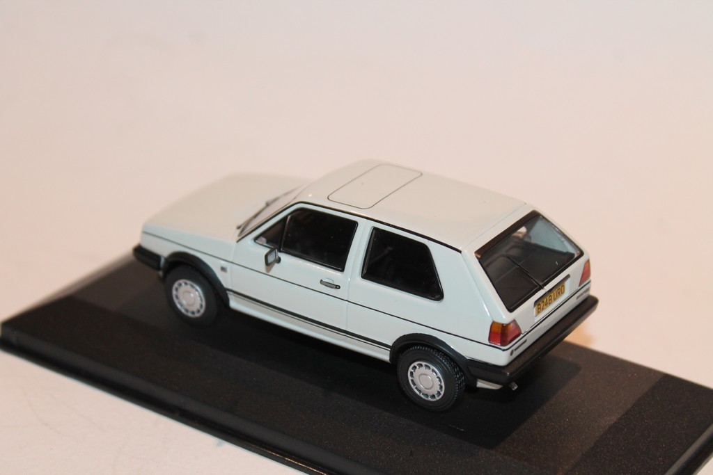 VOLKSWAGEN GOLF MK2 GTI GRISE CORGI 1/43°