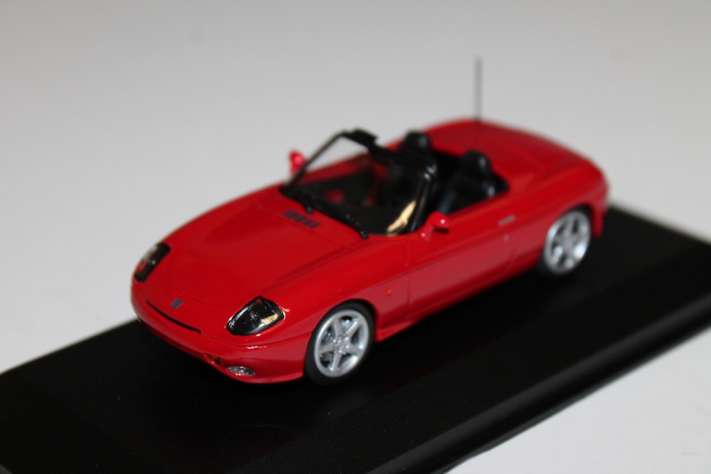 FIAT BARCHETTA ROUGE 1995 MAXICHAMPS 1/43°