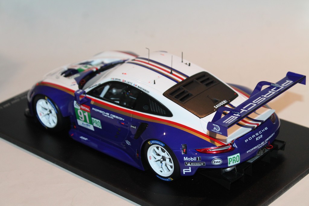 PORSCHE 911 RSR N°91 "ROTHMANS" LE MANS 2018 SPARK 1/18