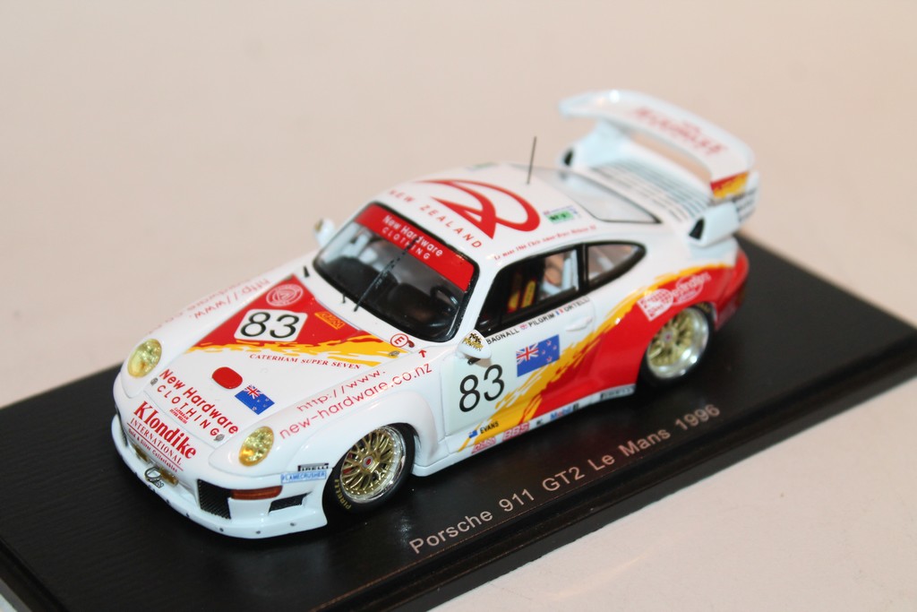 PORSCHE 911 GT2 N°83 LM1996 SPARK 1/43°