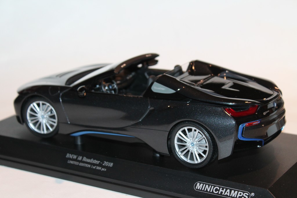 BMW I8 ROADSTER GRISE 2018 MINICHAMPS 1/18°