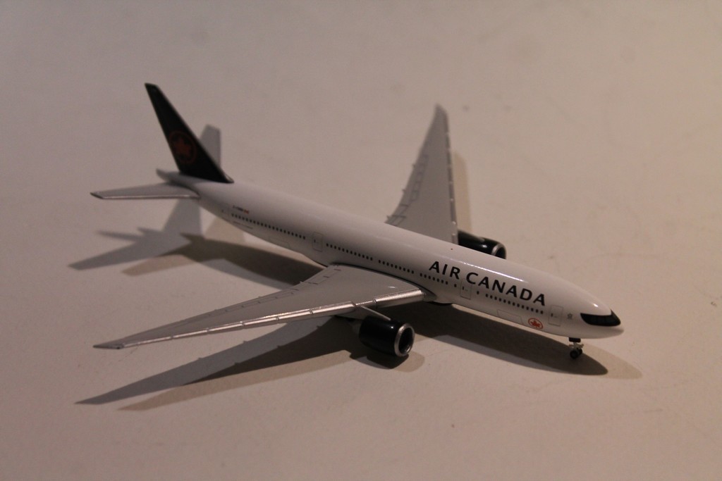 BOEING 777-200LR AIR CANADA HERPA 1/200°