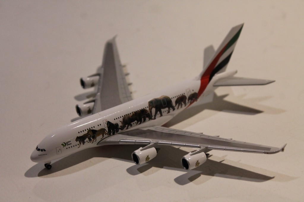 AIRBUS A380-800 EMIRATES A6-EEI 2018 HERPA 1/500°