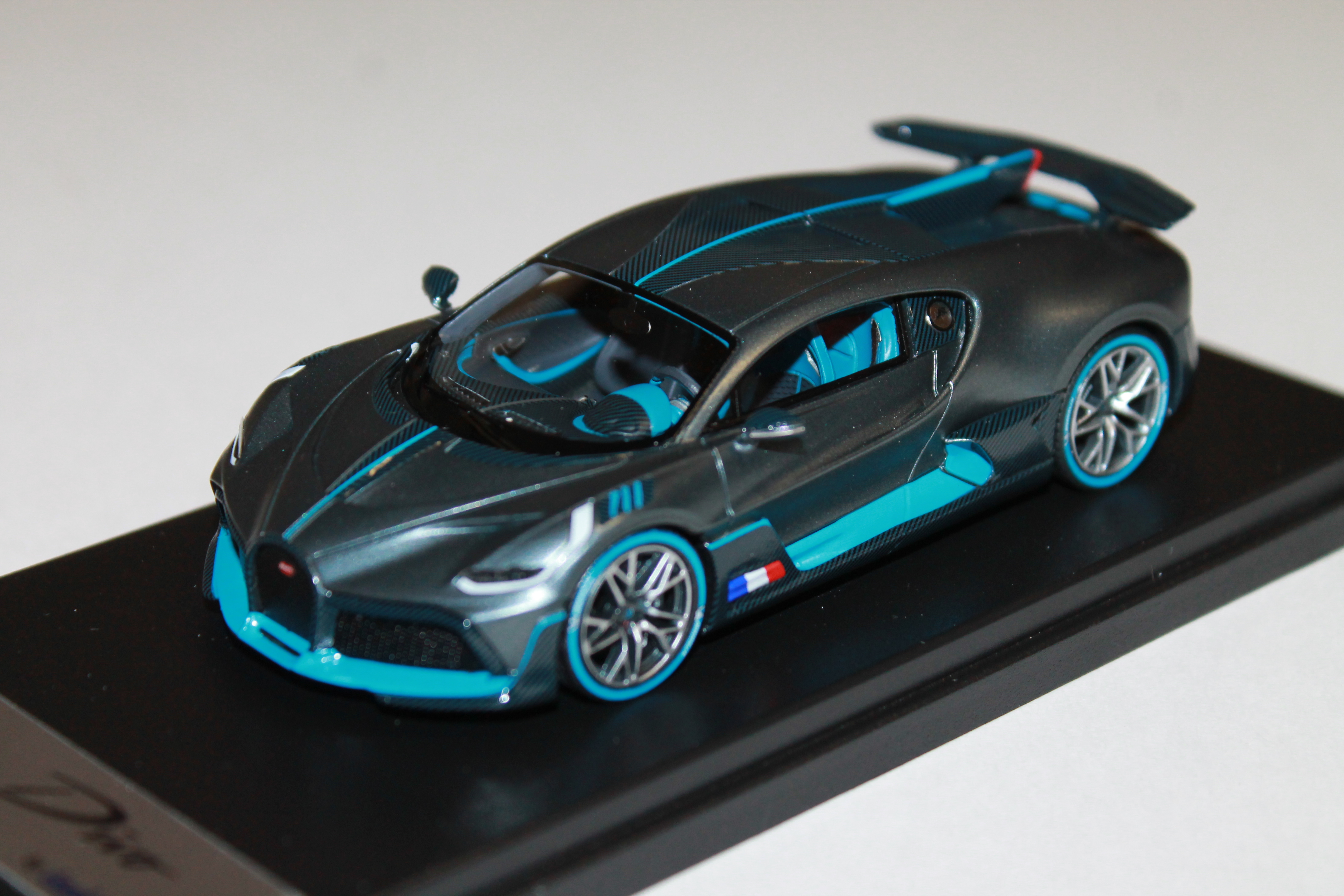 BUGATTI DIVO THE QUAIL 2018 LOOKSMART 1/43°