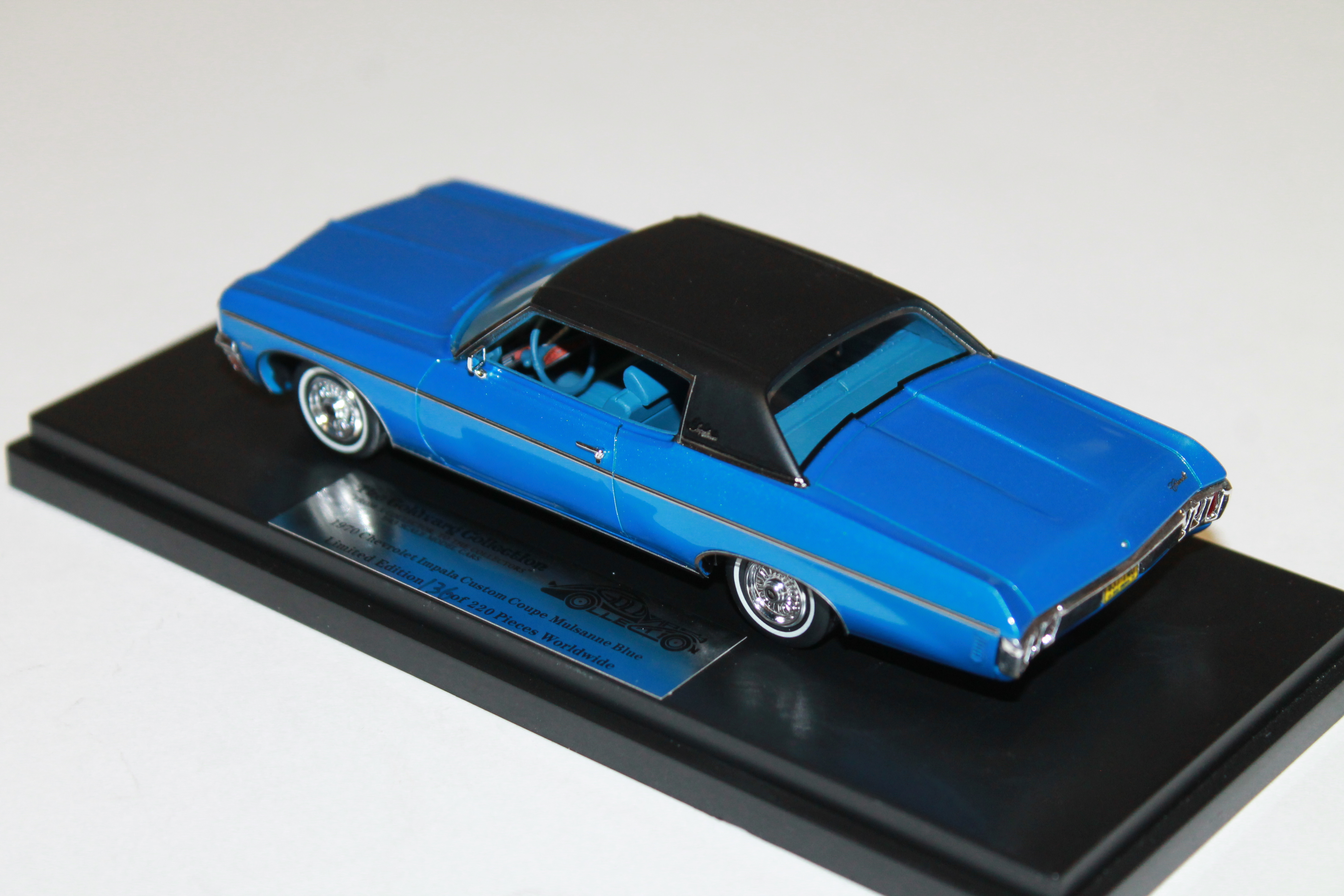 FORD GALAXY 500 XL BLEU 1968 GOLDVARG 1/43°