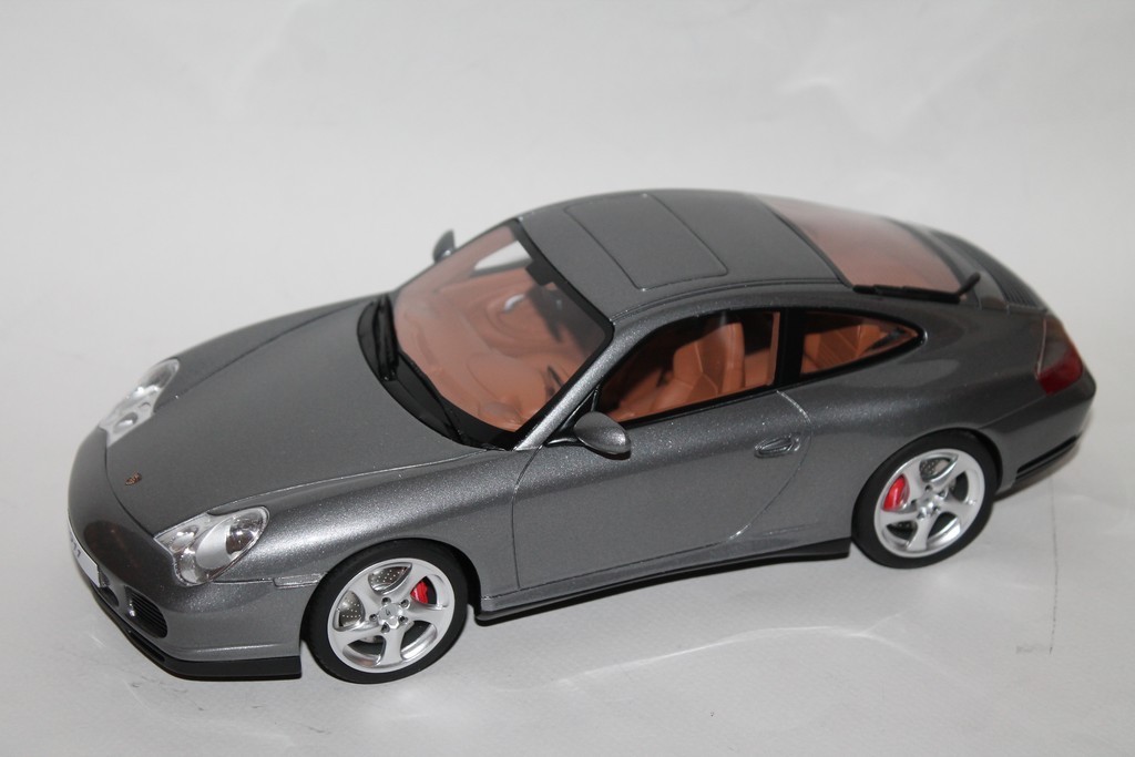 PORSCHE 911 TYPE 996 CARRERA 4S 2003 GT SPIRIT 1/18°