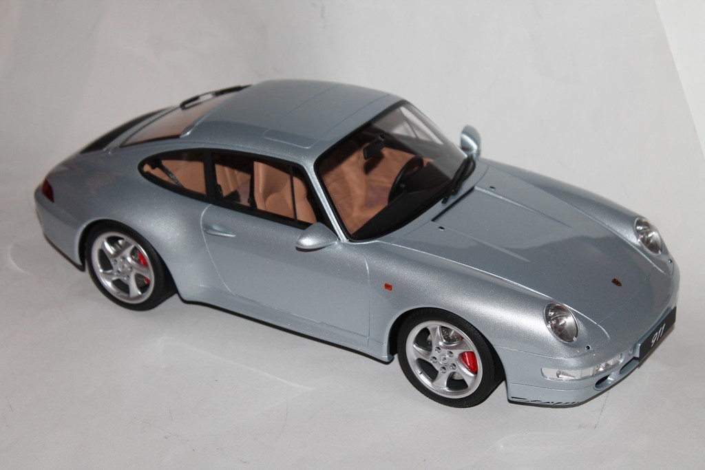 PORSCHE 911 TYPE 993 CARRERA 4S 1995 GT SPIRIT 1/12°