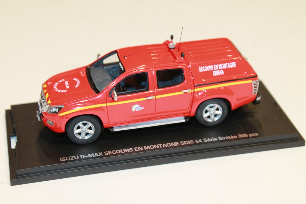 ISUZU D-MAX SDIS64  ALARME 1/43°