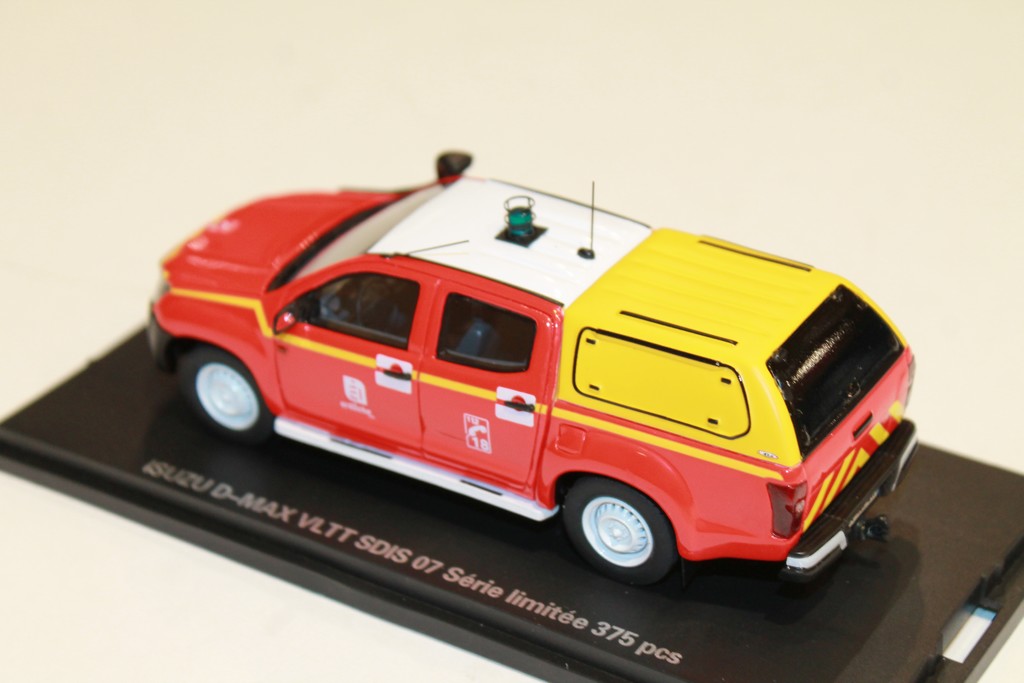 ISUZU D-MAX SDIS07  ALARME 1/43°