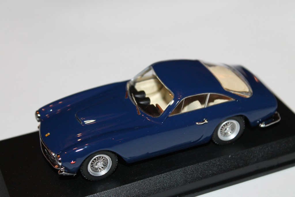 FERRARI 250 GT LUSSO BLEU BEST 1/43°