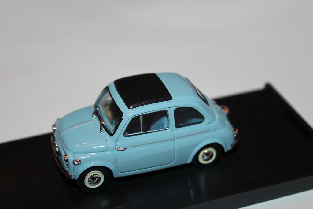 FIAT NUOVA 500 BLEU CIEL 1959 BRUMM 1/43°