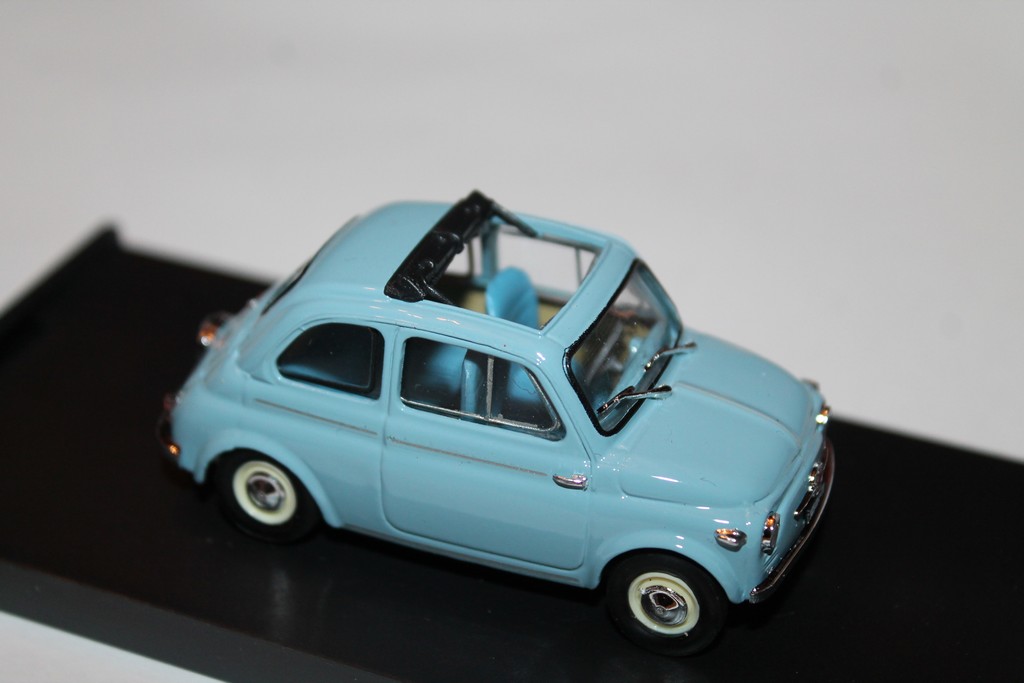 FIAT NUOVA 500 BLEU CIEL 1959 BRUMM 1/43°