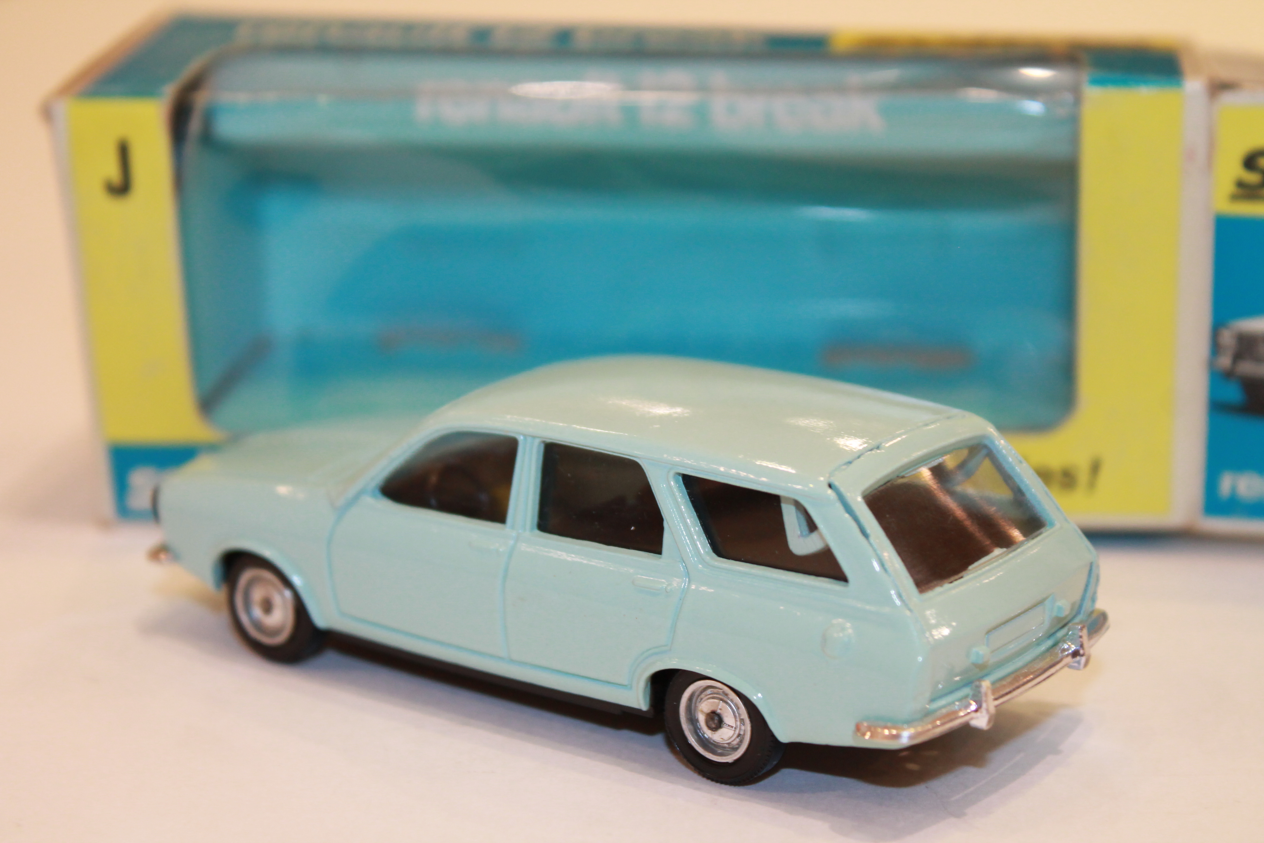 RENAULT L2 BREAK SOLIDO 1/43°