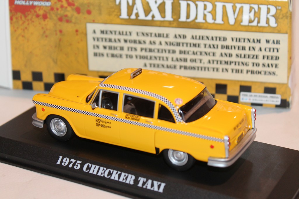 CHECKER 1975 "TAXI DRIVER" GREENLIGHT 1/43°