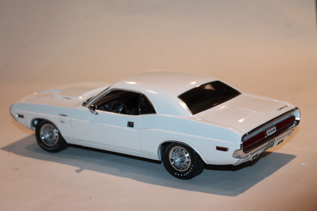 DODGE CHALLENGER R/T 1970 POINT LIMITE ZERO GREENLIGHT 1/18°