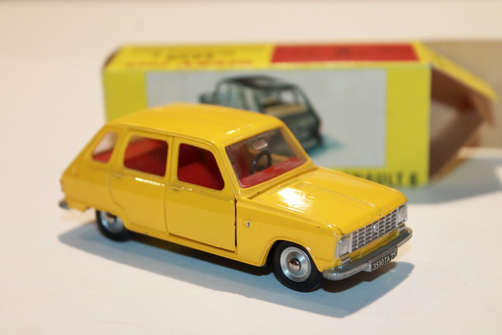 RENAULT 6 JAUNE DINKY TOYS 1/43°