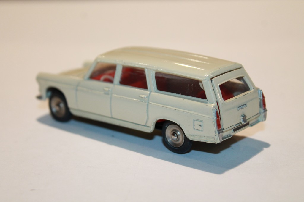 Miniature dinky toys outlet