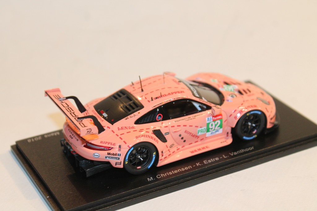 PORSCHE 911 RSR PINK PIG N°92 LM2018 SPARK 1/43°