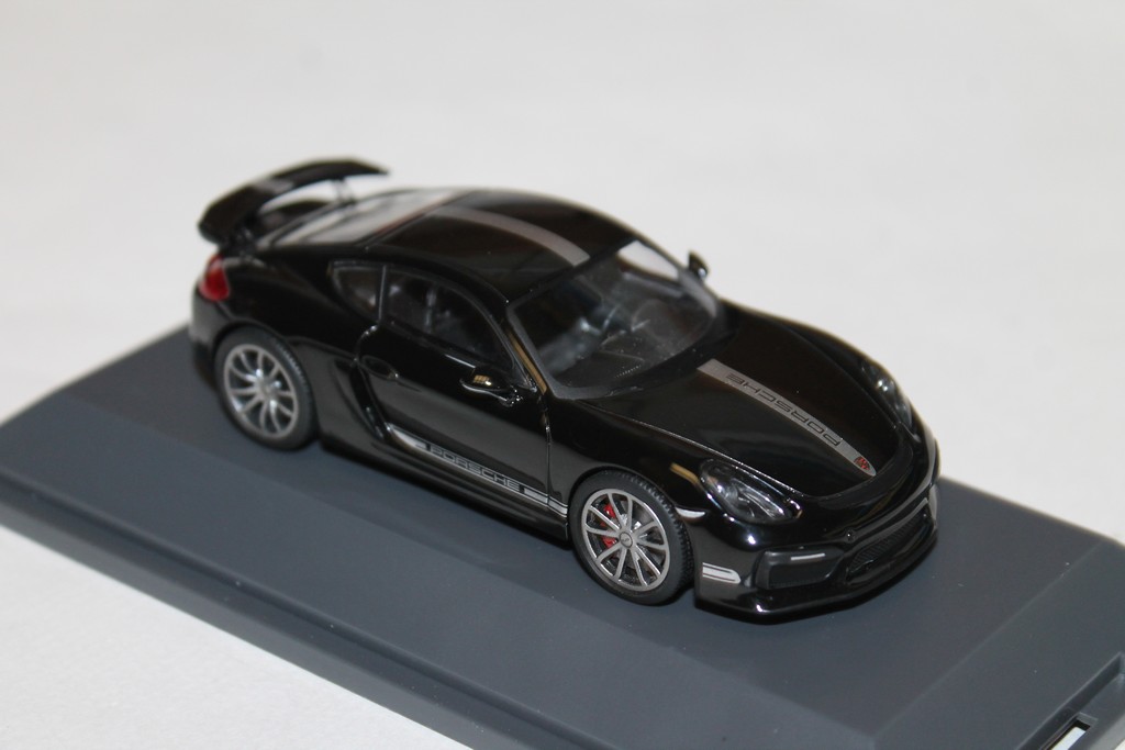 PORSCHE CAYMAN GT4 NOIR 2016 SCHUCO 1/43°