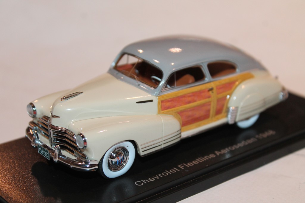 CHEVROLET FLEETLINE AEROSEDAN 1948 NEO 1/43°