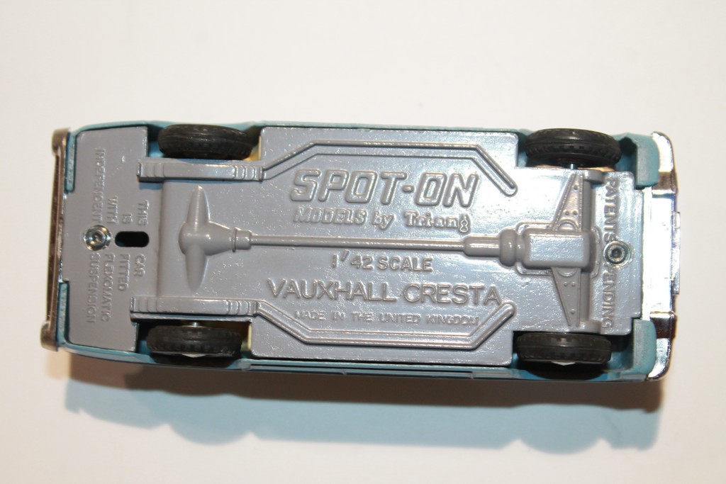 VAUXHALL CRESTA BLUE SPOT ON 1/43°