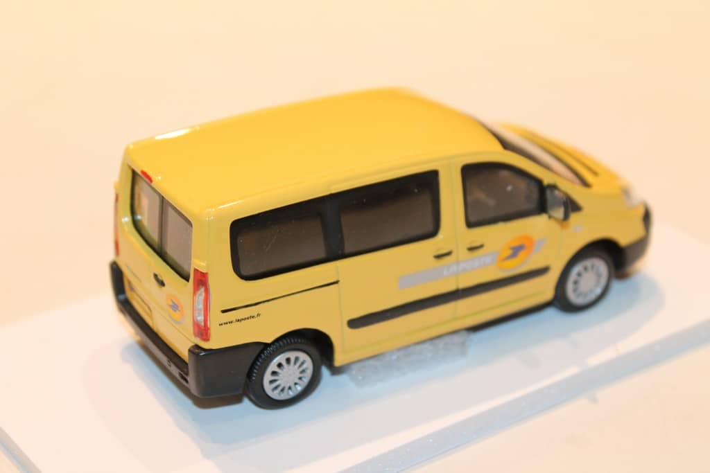 OPEL KADETT RED TEKNO 1/43°