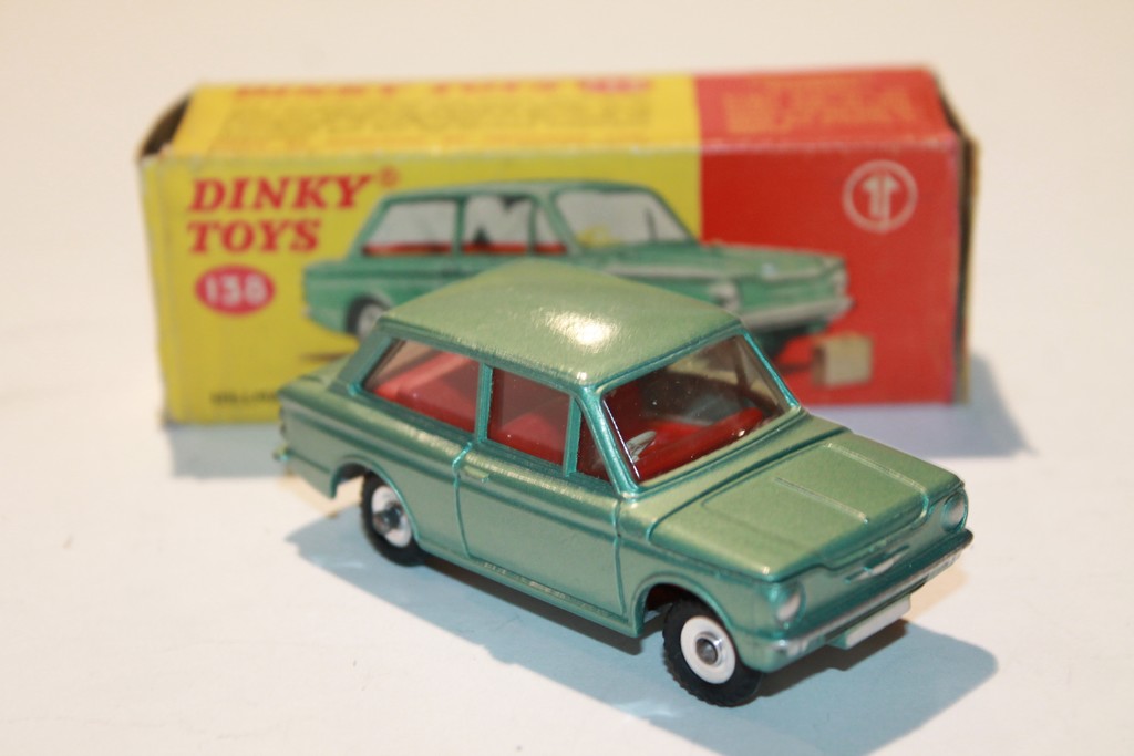 HILLMAN IMP SALOON DINKY TOYS 1/43°