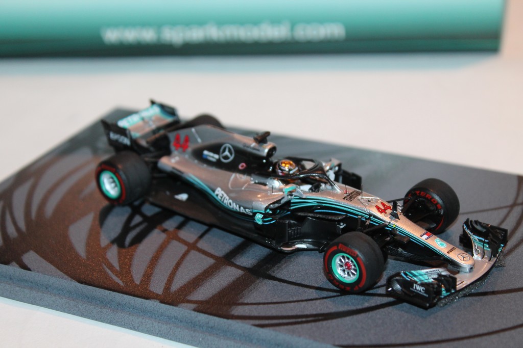 MERCEDES-AMG F1 W09 HAMILTON WC 2018 SPARK 1/43