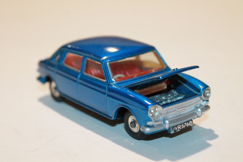 AUSTIN 1800 BLEUE DINKY TOYS 1/43°