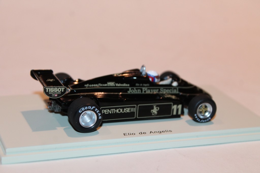 LOTUS 91 1982 SPARK 1/43
