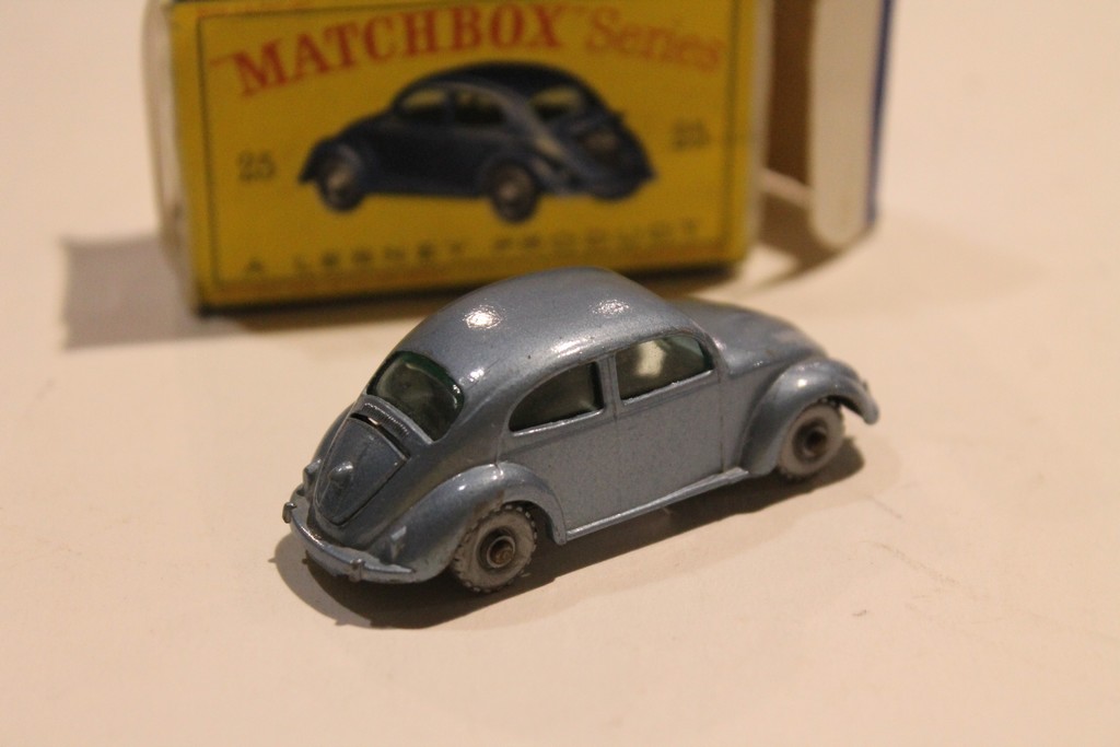 VOLKSWAGEN COX MATCHBOX 1/64