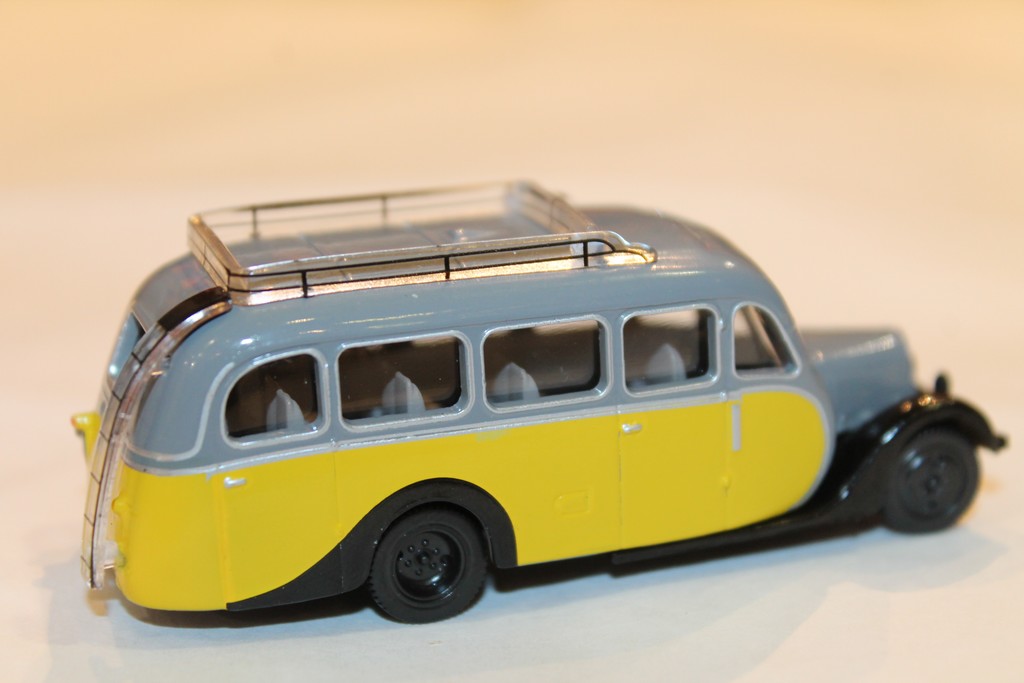 MINI CITROEN U23 AUTOCAR 1947 NOREV 1/87