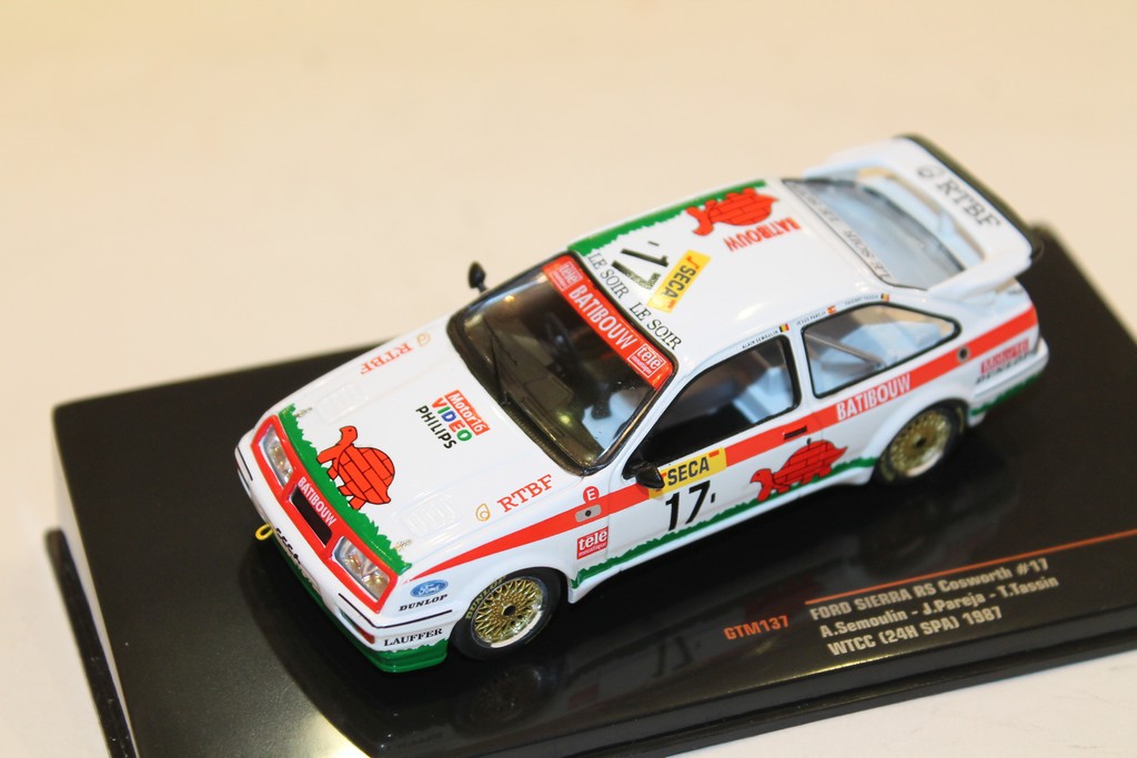 FORD SIERRA RS COSWORTH #17 WTCC 1987 IXO 1/43