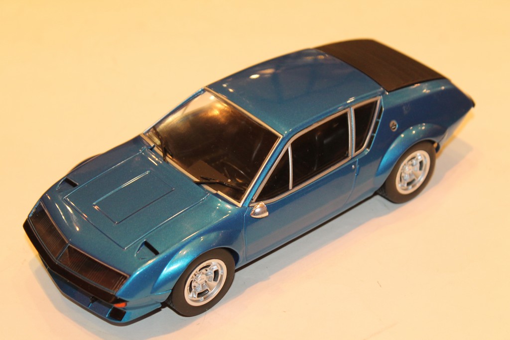 MODELE ALPINE A310 1974 IXO 1/18