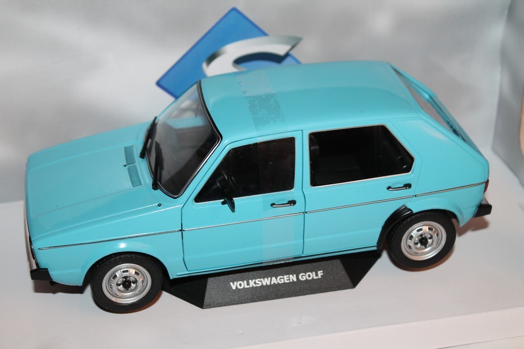 MODELE VW GOLF I SOLIDO 1/18