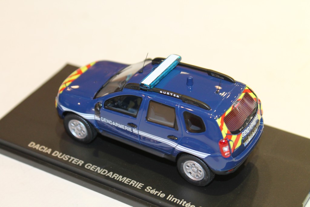 DACIA DUSTER GENDARMERIE ALARME 1/43°