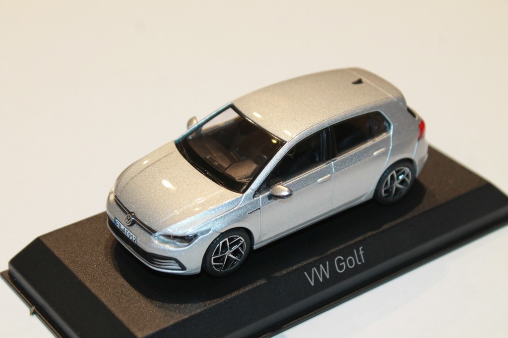 VW GOLF 8 2020 GRIS METAL NOREV 1/43°